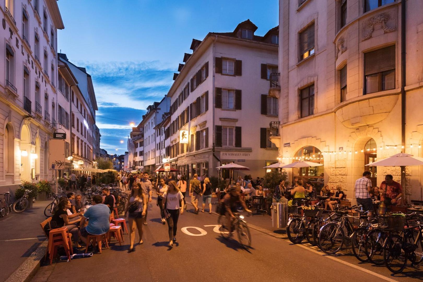 Special Modern Lisa Apartment Basel, Bahnhof Grossbasel 10-Star Luaran gambar